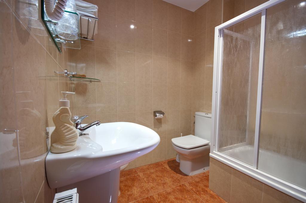 U-Hotel Dario Lugo Ruang foto